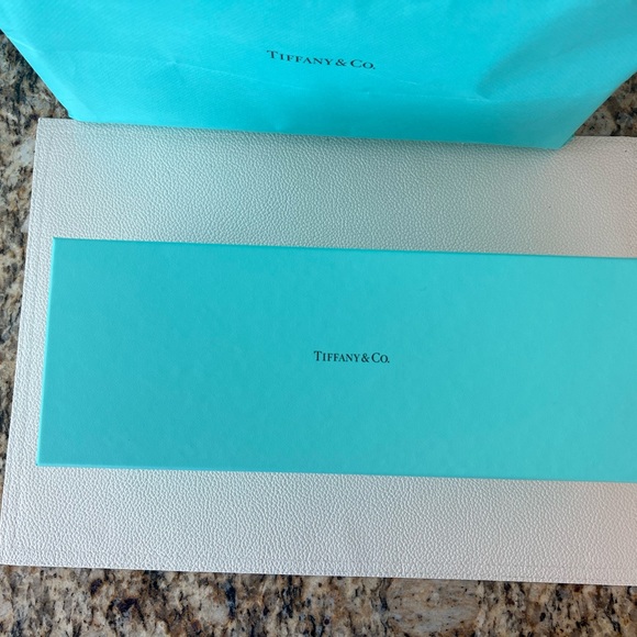 Large Tiffany Box - Picture 3 of 5